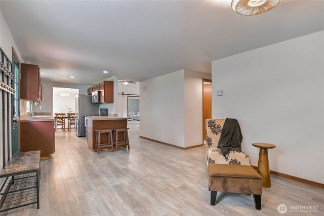15611 SE 322nd Place, Auburn, WA 98092