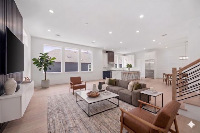 1110 Peden Street C, Houston, TX 77006