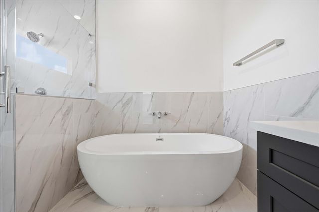 1110 Peden Street C, Houston, TX 77006