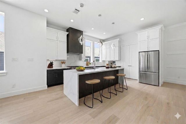 1110 Peden Street C, Houston, TX 77006