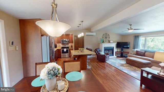 70 SLOPING VIEW DR, Du Bois, PA 15801