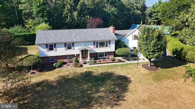 70 SLOPING VIEW DR, Du Bois, PA 15801