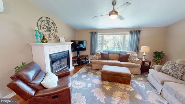 70 SLOPING VIEW DR, Du Bois, PA 15801