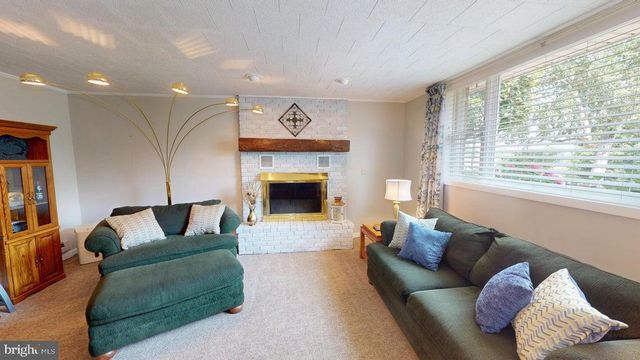 70 SLOPING VIEW DR, Du Bois, PA 15801