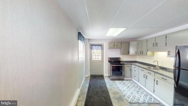 70 SLOPING VIEW DR, Du Bois, PA 15801