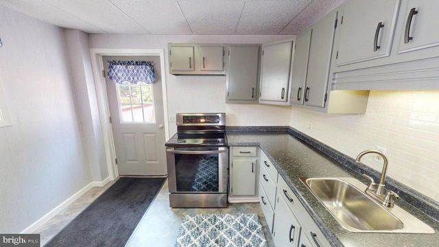 70 SLOPING VIEW DR, Du Bois, PA 15801