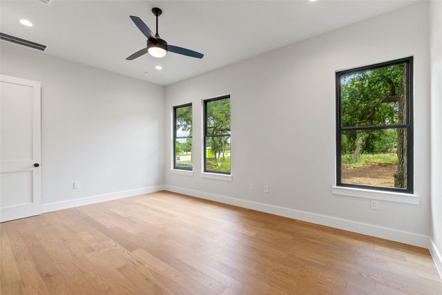 458 Heidi CIR, Salado, TX 76571