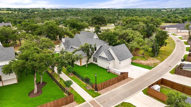 458 Heidi CIR, Salado, TX 76571