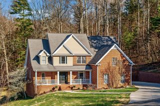 380 New Heritage Dr, Cookeville, TN 38506