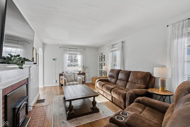 194 E Columbia Street, Danville, IN 46122