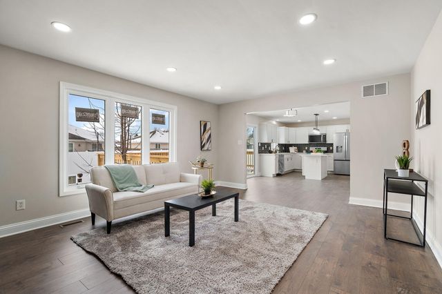 1243 Center Ross Road, Crown Point, IN 46307