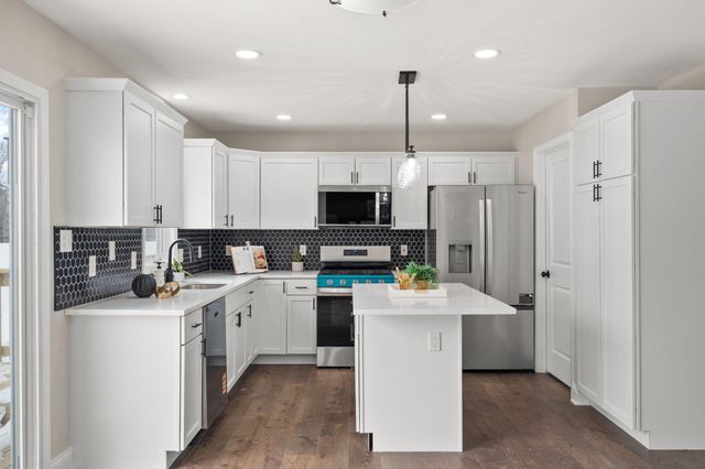 1243 Center Ross Road, Crown Point, IN 46307