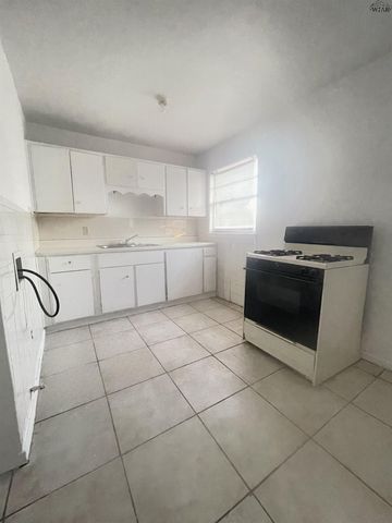 1807 WESTCLIFF DRIVE, Wichita Falls, TX 76302