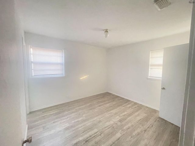 1807 WESTCLIFF DRIVE, Wichita Falls, TX 76302