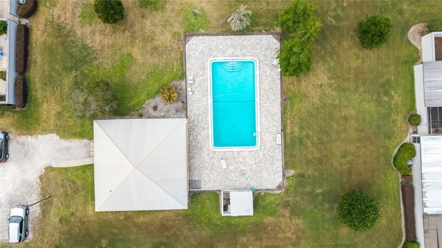 1927 SE 37TH COURT CIRCLE, Ocala, FL 34471