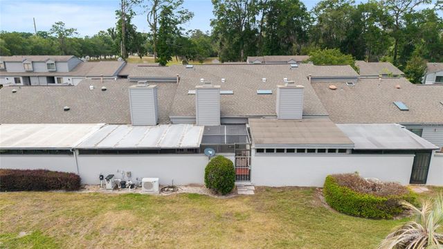 1927 SE 37TH COURT CIRCLE, Ocala, FL 34471