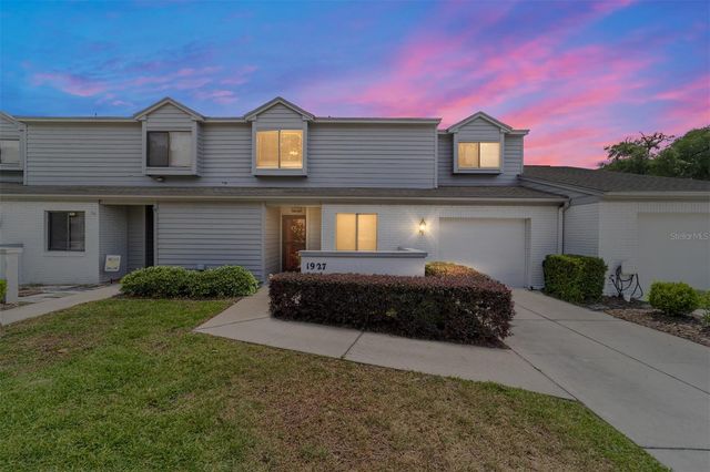 1927 SE 37TH COURT CIRCLE, Ocala, FL 34471