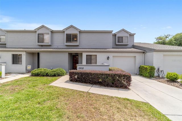 1927 SE 37TH COURT CIRCLE, Ocala, FL 34471