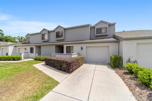 1927 SE 37TH COURT CIRCLE, Ocala, FL 34471