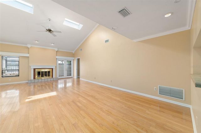 1927 SE 37TH COURT CIRCLE, Ocala, FL 34471