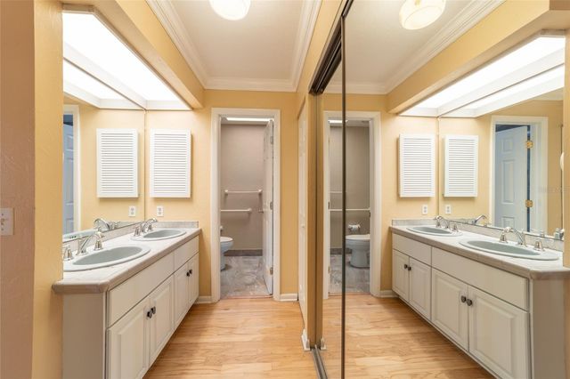 1927 SE 37TH COURT CIRCLE, Ocala, FL 34471