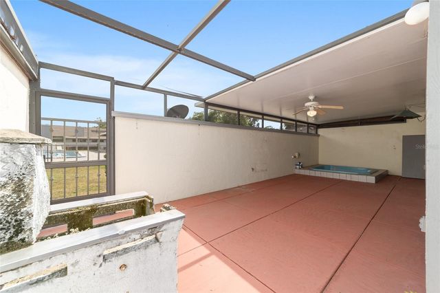1927 SE 37TH COURT CIRCLE, Ocala, FL 34471