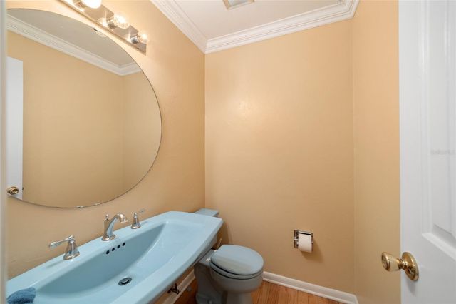 1927 SE 37TH COURT CIRCLE, Ocala, FL 34471