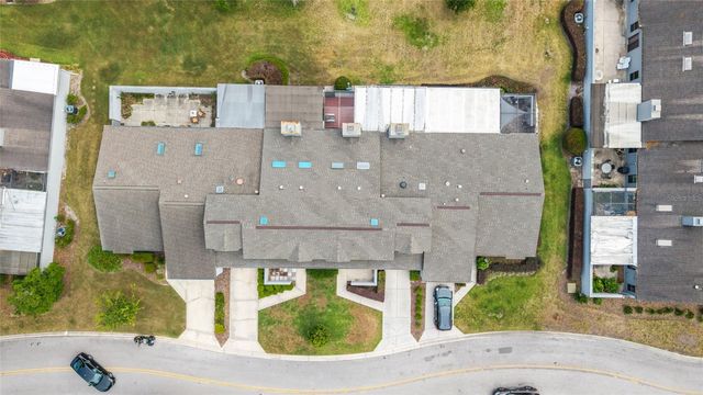 1927 SE 37TH COURT CIRCLE, Ocala, FL 34471