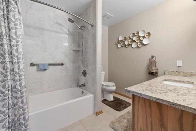 10862 Silver Lake Road, Green Oak Twp, MI 48178