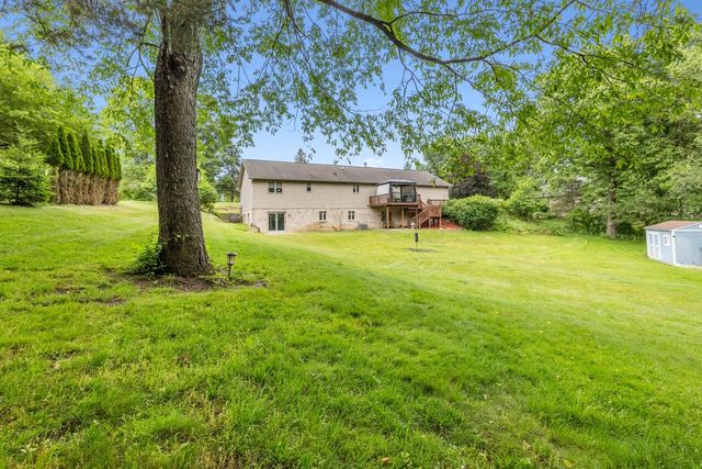 10862 Silver Lake Road, Green Oak Twp, MI 48178