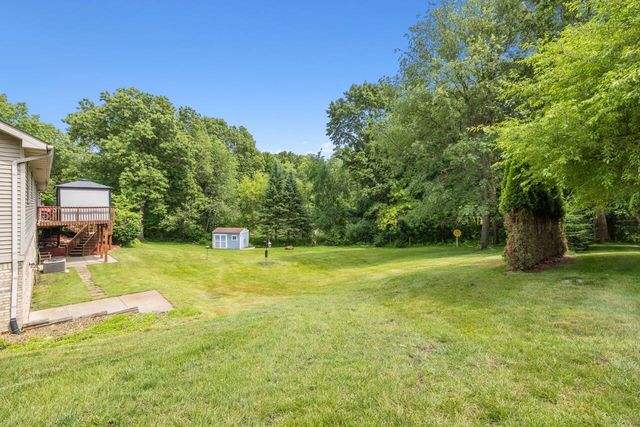 10862 Silver Lake Road, Green Oak Twp, MI 48178