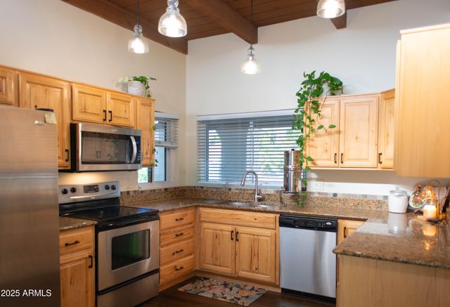 7551 E GOLD DUST Avenue, Scottsdale, AZ 85258