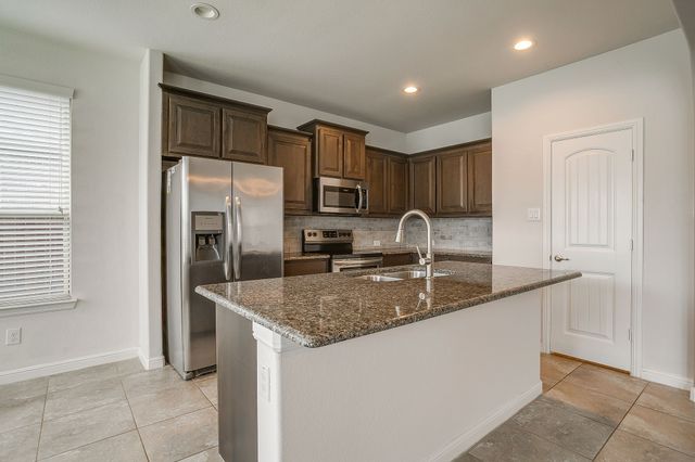 9044 Twin Mills Boulevard, Fort Worth, TX 76179