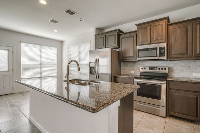 9044 Twin Mills Boulevard, Fort Worth, TX 76179
