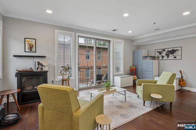 200 Laird Avenue 201, Cliffside Park, NJ 07010
