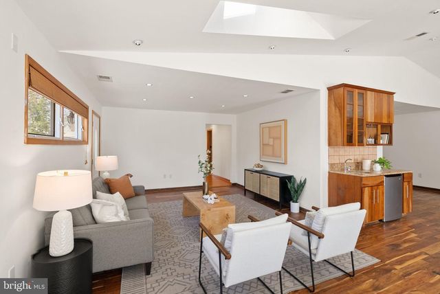 8737 REDMAN ST, Springfield, VA 22153