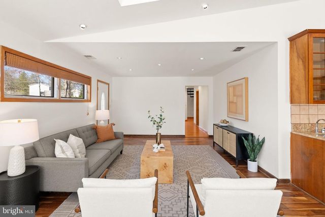 8737 REDMAN ST, Springfield, VA 22153