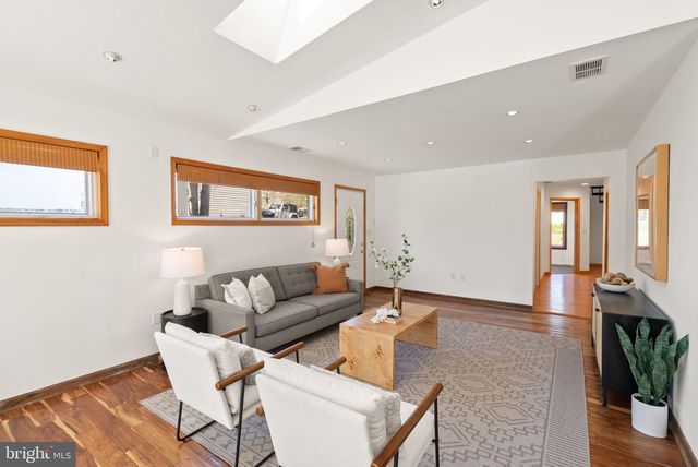 8737 REDMAN ST, Springfield, VA 22153