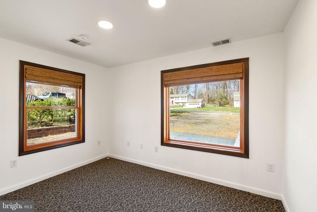 8737 REDMAN ST, Springfield, VA 22153