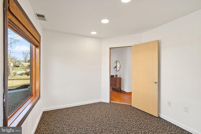 8737 REDMAN ST, Springfield, VA 22153