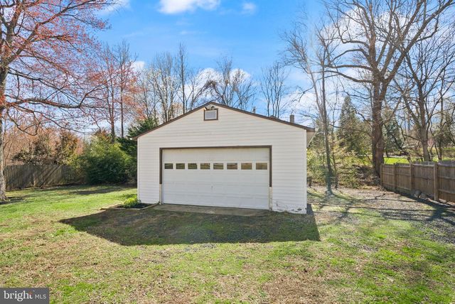 8737 REDMAN ST, Springfield, VA 22153