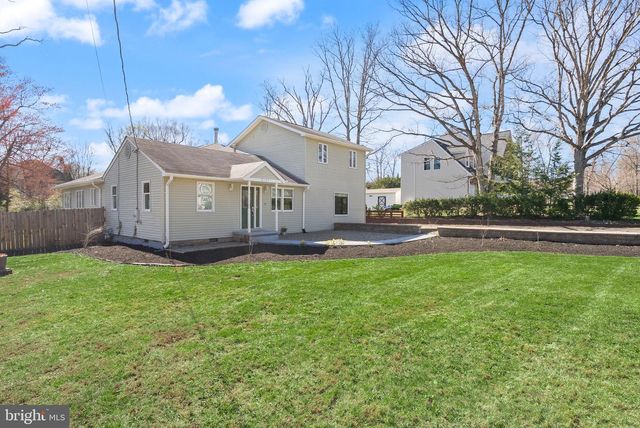 8737 REDMAN ST, Springfield, VA 22153