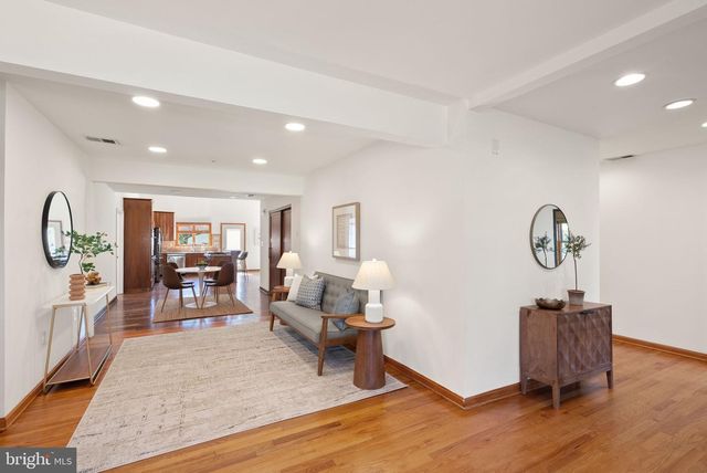 8737 REDMAN ST, Springfield, VA 22153