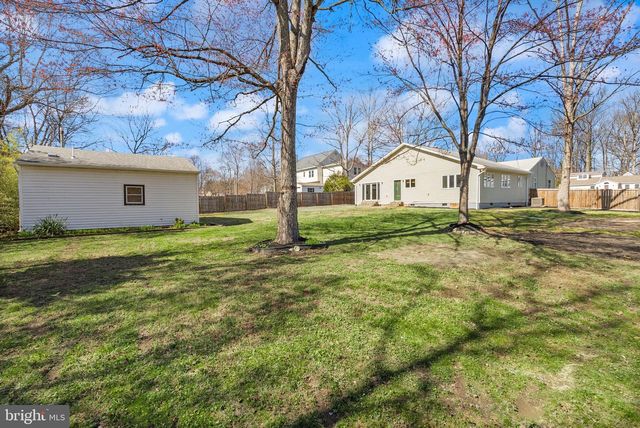 8737 REDMAN ST, Springfield, VA 22153