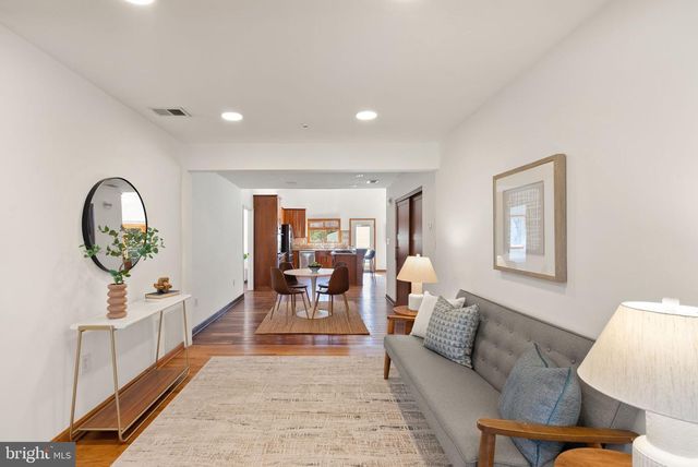 8737 REDMAN ST, Springfield, VA 22153