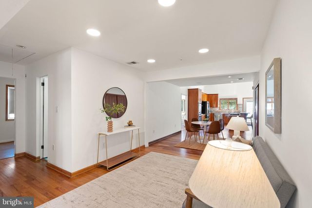 8737 REDMAN ST, Springfield, VA 22153