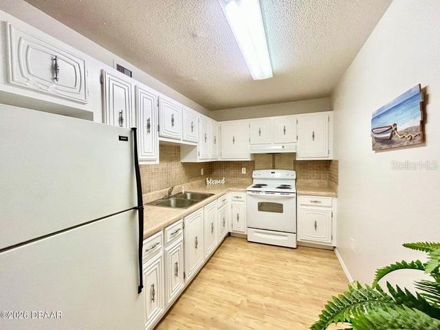 2711 N HALIFAX AVENUE 374, Daytona Beach, FL 32118