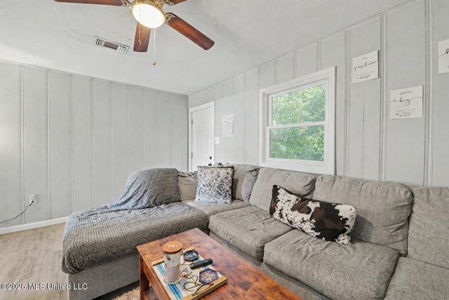 16098 Crestview Drive, Gulfport, MS 39503