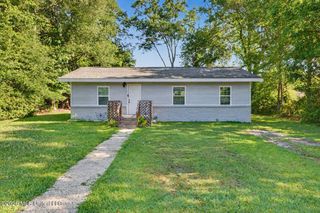 16098 Crestview Drive, Gulfport, MS 39503