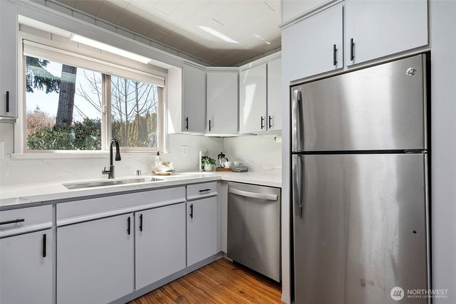 16714 Pleasant Beach Drive SE, Yelm, WA 98597